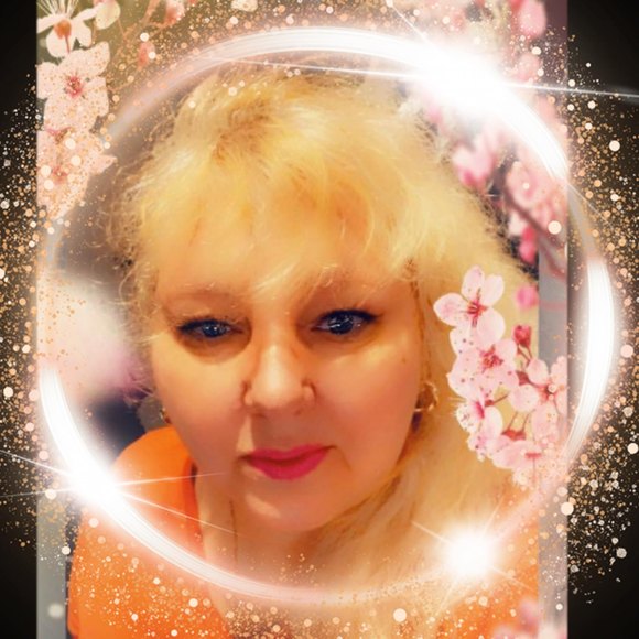 Meet your Posher, Alice - Picture 1 of 1